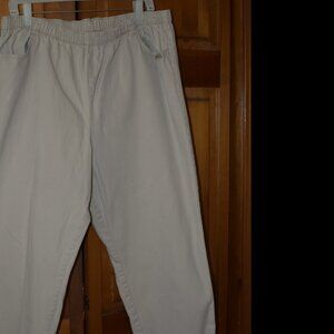 Woman's Khaki pants, 1X